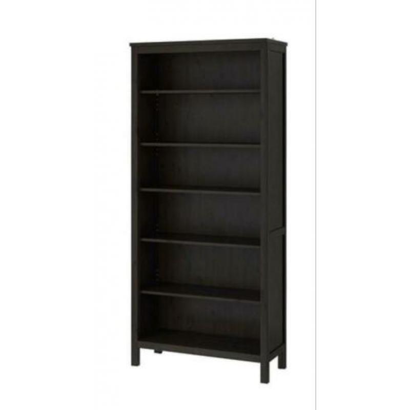 3 Hemnes zwart bruine boekenkasten