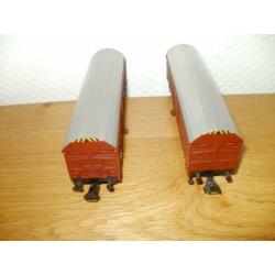 2 grote Ho Marklin dubbelasser goederenwagons.