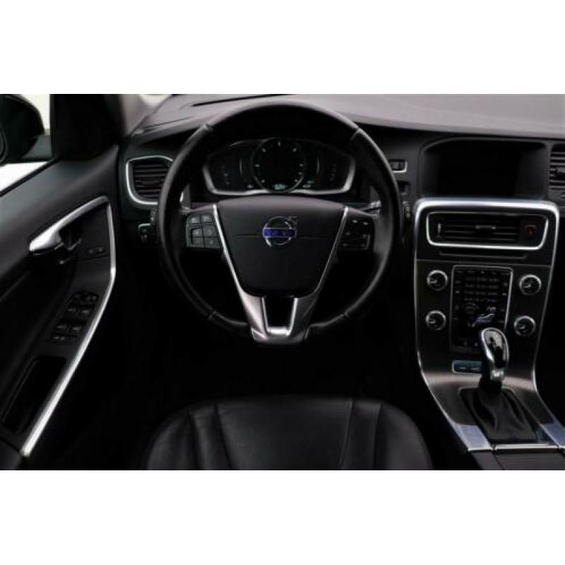 Volvo V60 2.4 D6 Plug-in Summum *Excl. BTW* | Xenon | Dealer