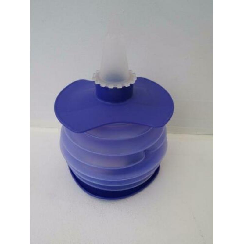 122) Harmonicaatje, slagroomspuit; en meer Tupperware