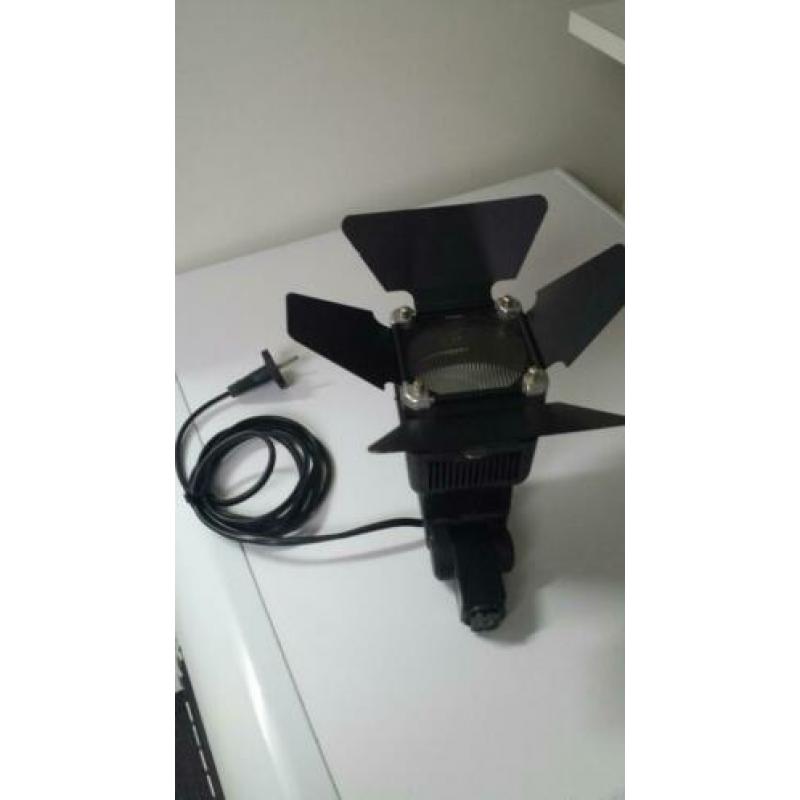 Foto/Video lamp. Merk Reflcta 3002 Video