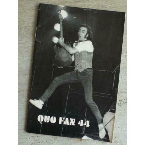 Oud Fanclubblaadje uit 1982 van STATUS QUO vele fotos (pks)