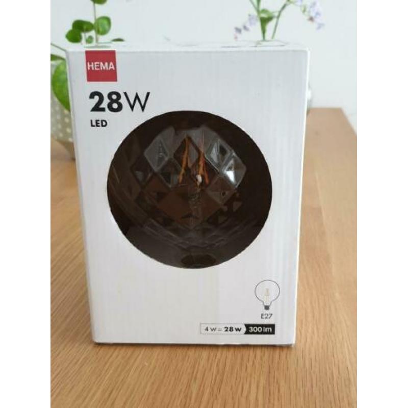 HEMA grote LED-lamp met ananas-structuur, 300 lmn, E27,nieuw