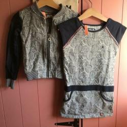 LIKE FLO - Mt 110 (valt als 104) Setje jurk vest zgan