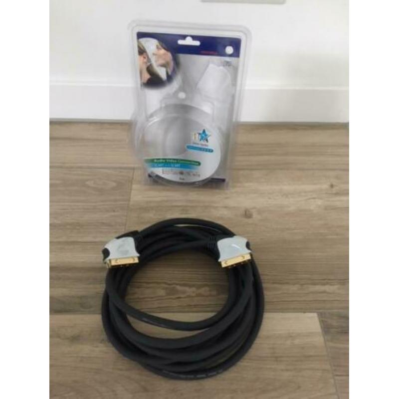 Scart kabels verguld