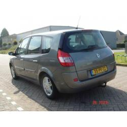 Renault Grand Scénic 2.0-16V Dynamique Luxe Airco/Climate/7p