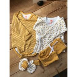 Nieuw! Hema setje 62 / 68 Collectie 2020 romper, vestje