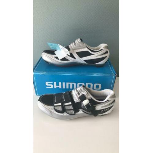 Shimano SH-R132L mt43 nieuw