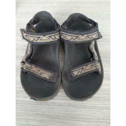 Teva maat 27/28