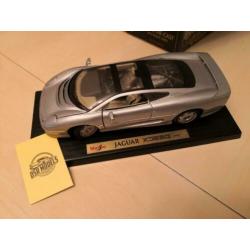 1:18 Jaguar XJ 220