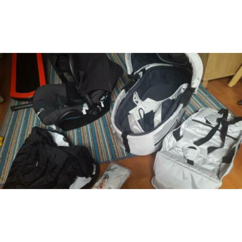 Mutsy evo silver/wit kinderwagen