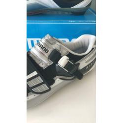 Shimano SH-R132L mt43 nieuw