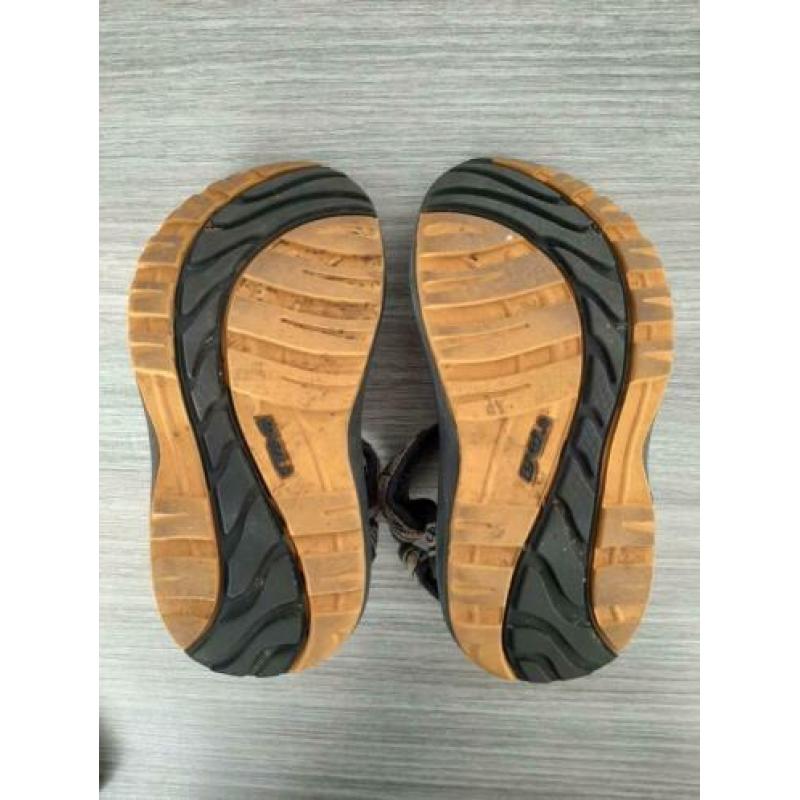 Teva maat 27/28