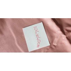 Pakket coupons roze niet rekbare lappen incl rits