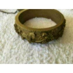 Armband en ketting goudkleurig