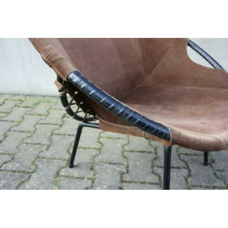 Circle balloon chairs
