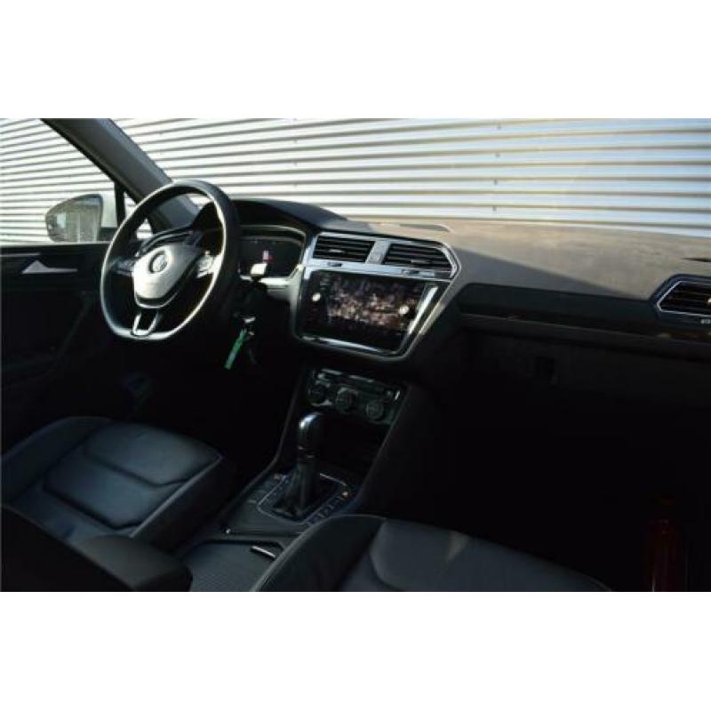 Volkswagen Tiguan 1.5TSI 150pk DSG Automaat Highline | R-Lin