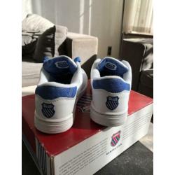 L-Swiss sneakers