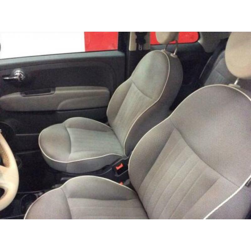 FIAT 500 1.2 69pk Lounge + Panodak
