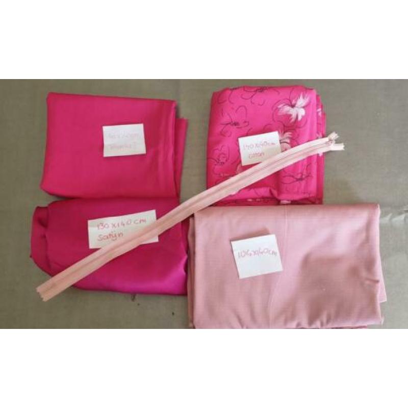 Pakket coupons roze niet rekbare lappen incl rits