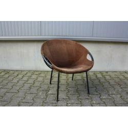Circle balloon chairs