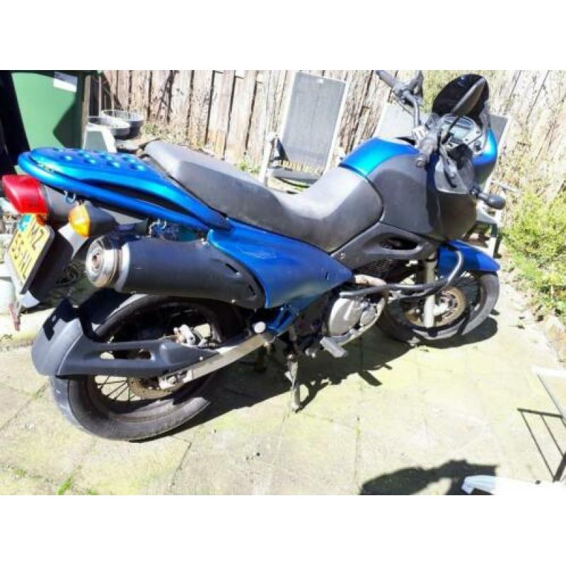 Suzuki Freewinder XF650
