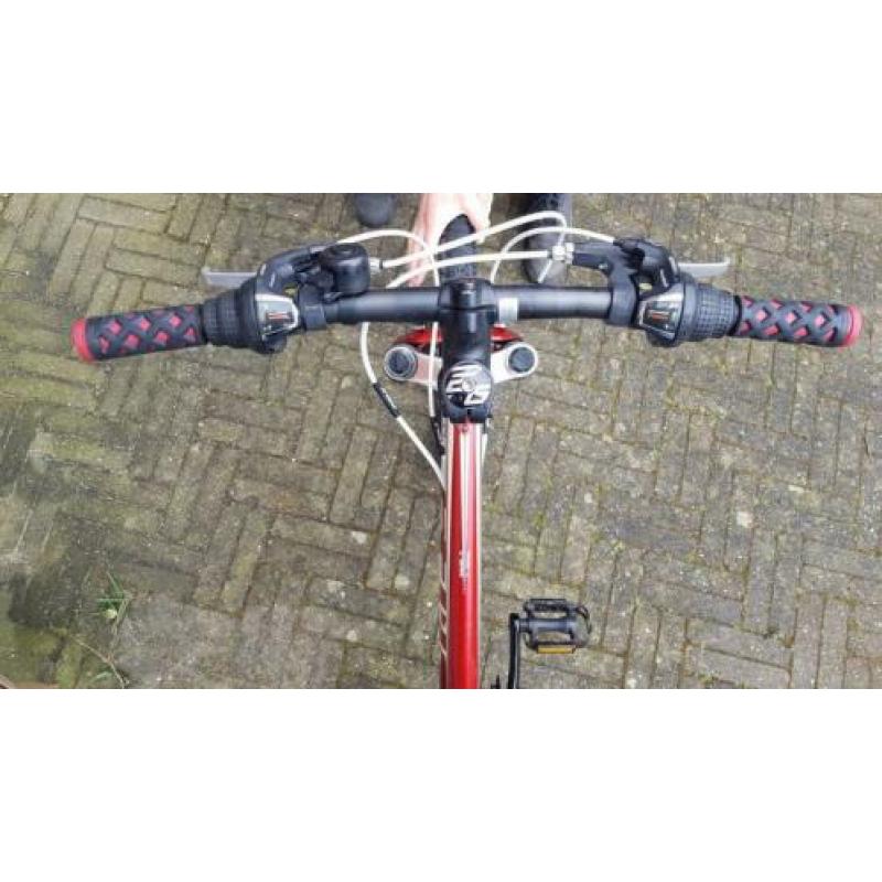 Felt Q24 kinder ATB 24 inch