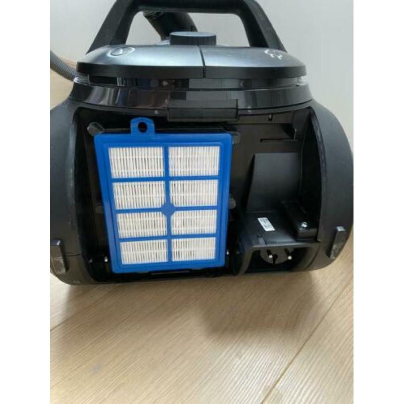 Philips Performer Expert met HEPA 13 filter voor allergieën