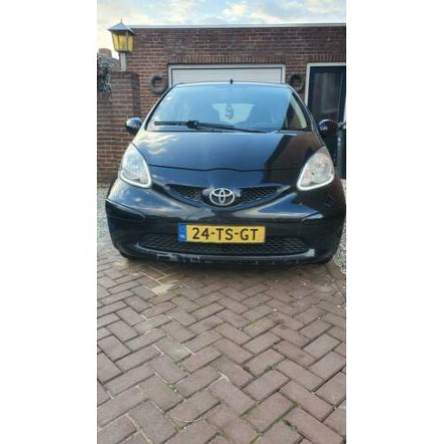 Toyota Aygo 1.0 12V Vvt-i 3DRS MMT 2007 Zwart
