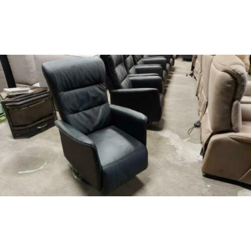 Relax draai fauteuil Pu leder zwart magazijn opruiming!!!