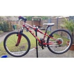 Felt Q24 kinder ATB 24 inch