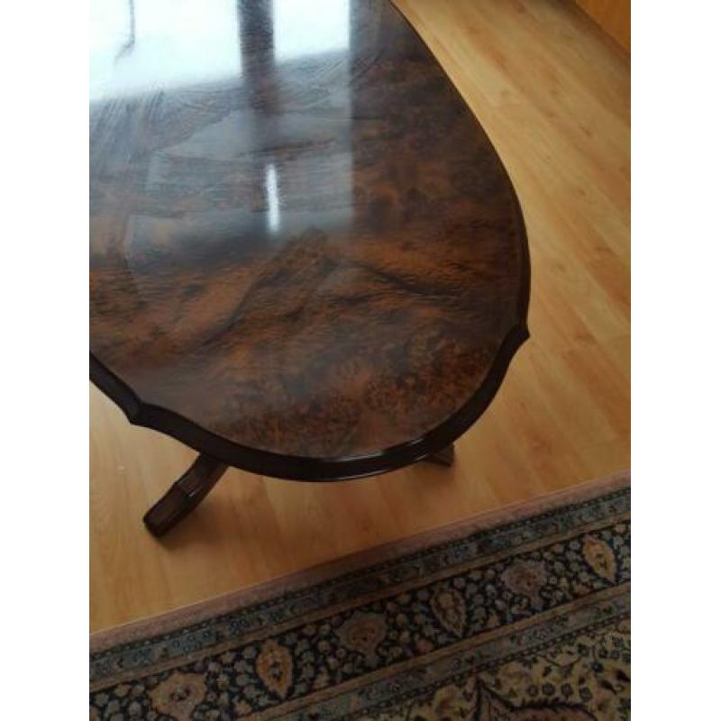 Notenhouten salontafel, antiek notenhout salontafel
