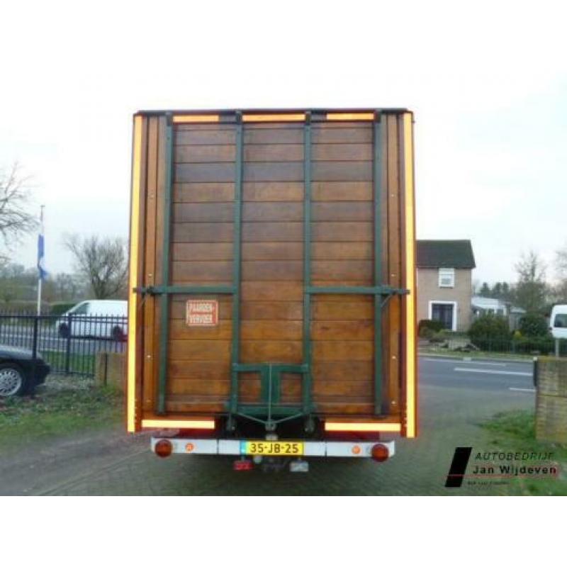 BEDFORD EJM3BC1 paardenwagen oakley opbouw