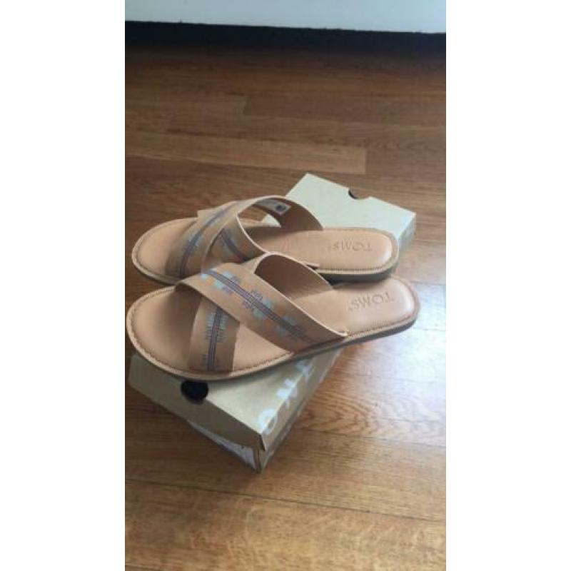 Toms viv leren slippers maat 37,5 / 7 nieuw