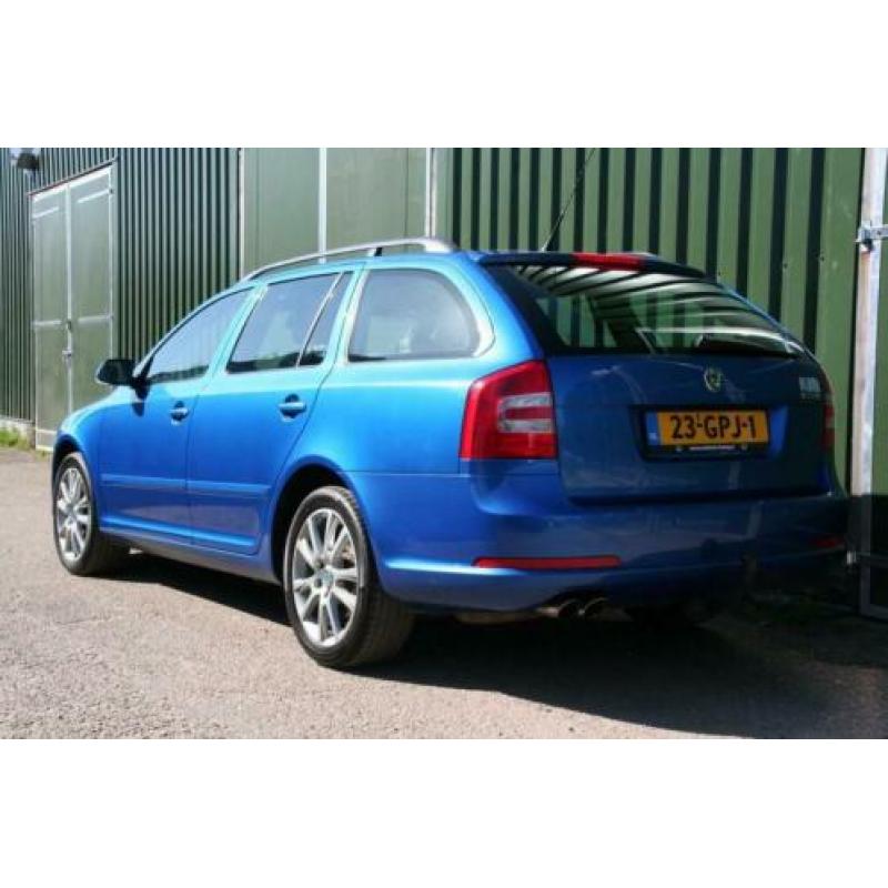 Skoda Octavia Combi 2.0 TFSI RS *PAASACTIE*VRS AIRCO, NAVIGA