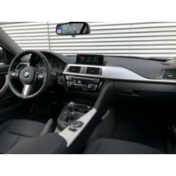 BMW 4 Serie Gran Coupé 418d Executive Edition / 17" / Naviga