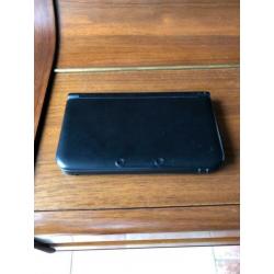 Nintendo 3DS XL Zwart + Gratis Sky3DS+