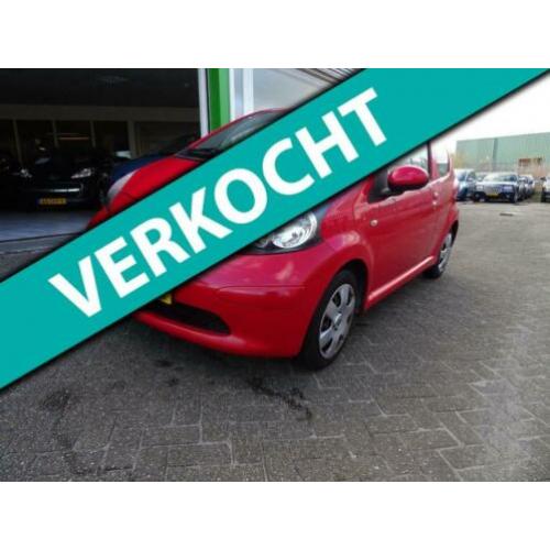 Toyota Aygo 1.0-12V + automaat