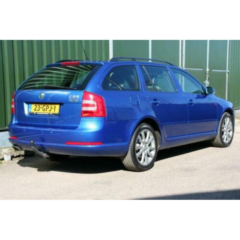 Skoda Octavia Combi 2.0 TFSI RS *PAASACTIE*VRS AIRCO, NAVIGA