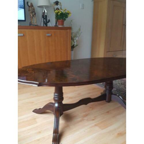 Notenhouten salontafel, antiek notenhout salontafel