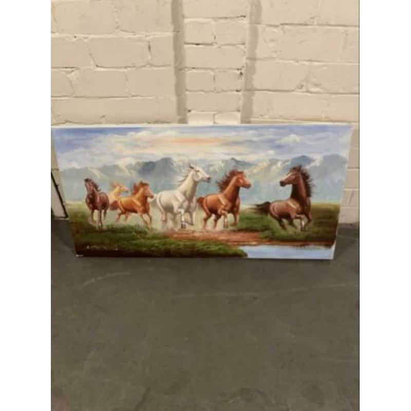 Paarden schilderij mag weg voor een leuke prijs