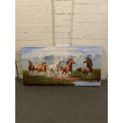 Paarden schilderij mag weg voor een leuke prijs
