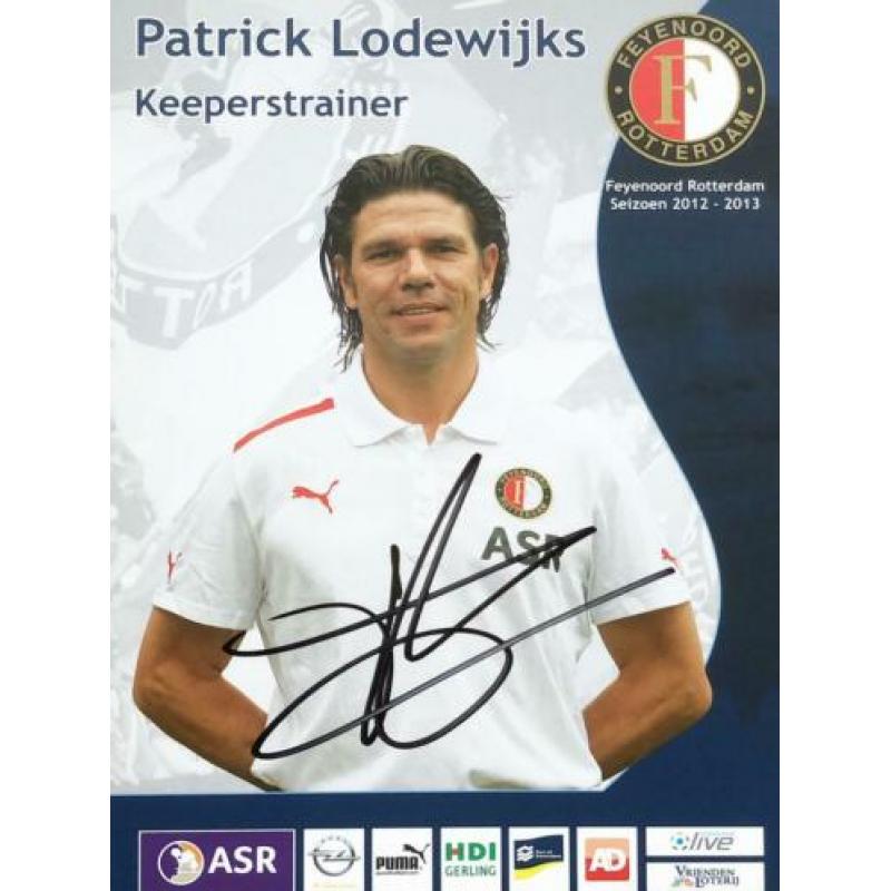 15 gesigneerde spelerskaarten Feyenoord 13x18cm