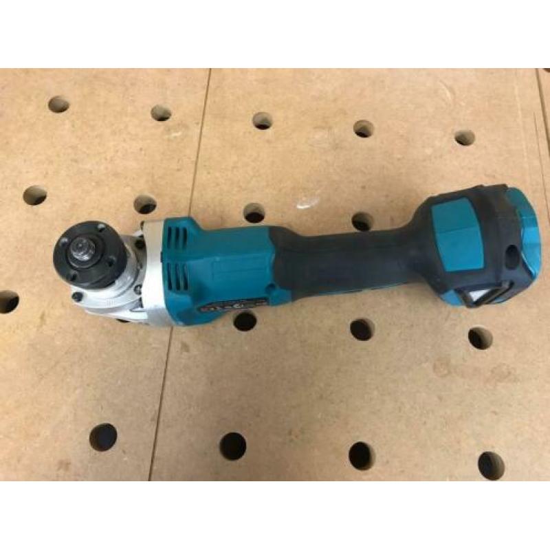 Makita DGA504 haakse slijper body