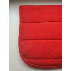 Rood zadeldekje dressuur full QHP puff pad