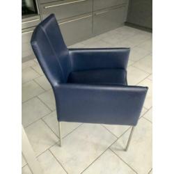 6 eetkamerstoelen , blauw leren zittingen met RVS poten
