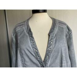Via Appia Due grijze denim blouse / jasje, maat 50 / XXL