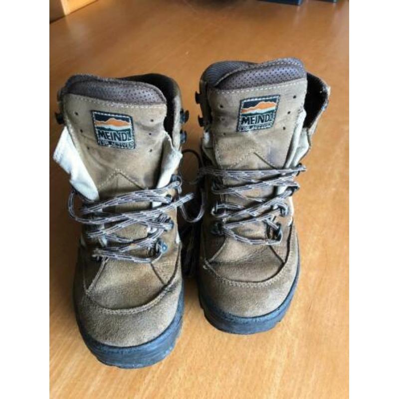 Bergwandelschoenen maat 6