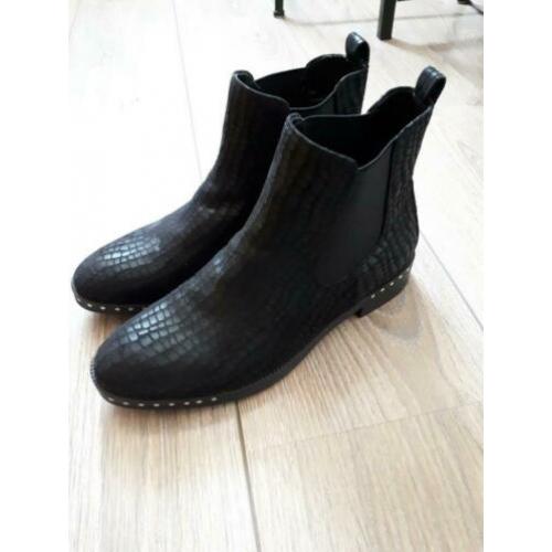 Chelseaboot enkellaarsje nieuw maat 38