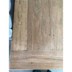Mooie eiken houten eettafel